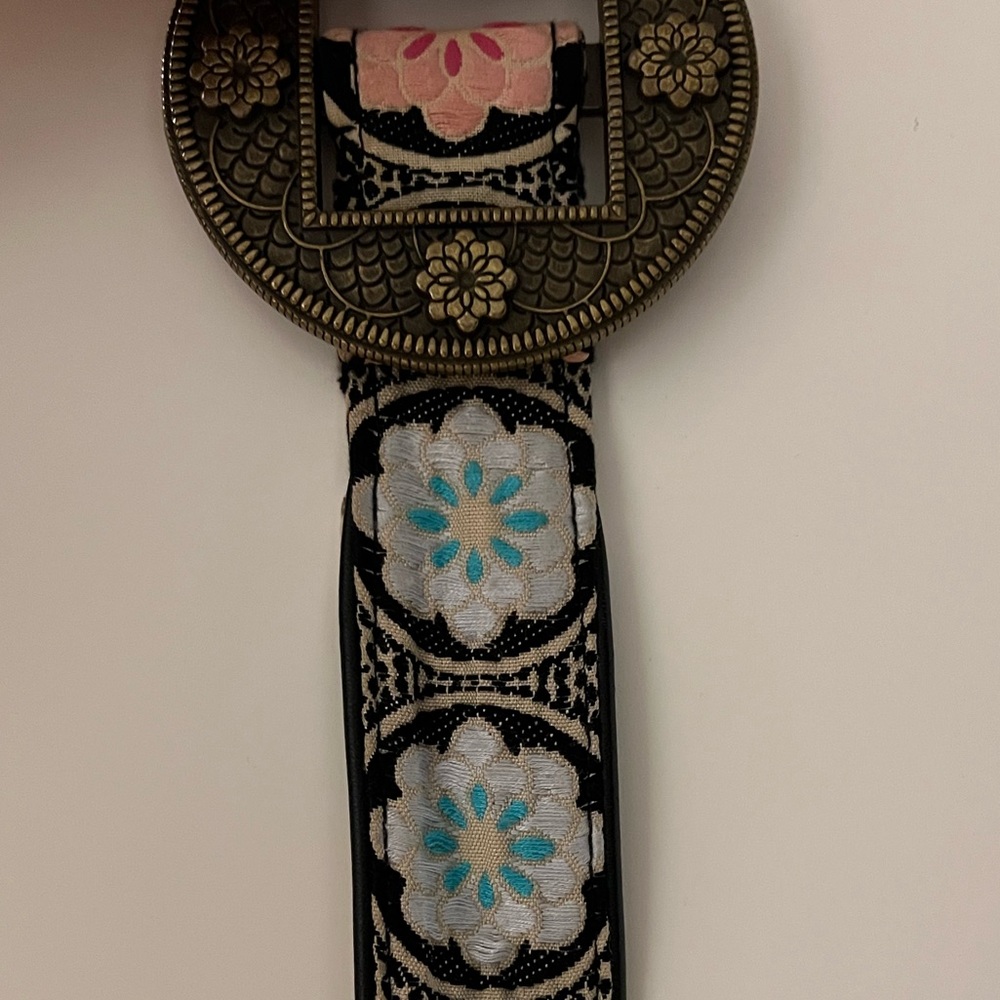 Hadley Pollet reversible belt with brass buckle